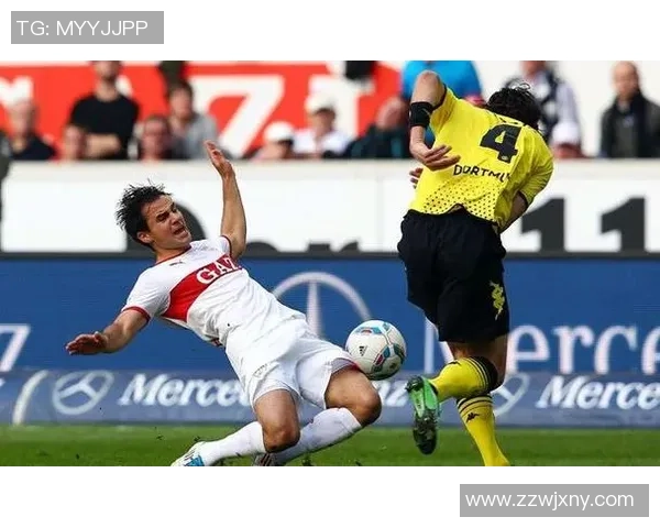 柏林联合与帕德博恩激战正酣比分结果揭晓引发热议 柏林联合与帕德博恩激战正酣比分结果揭晓引发热议